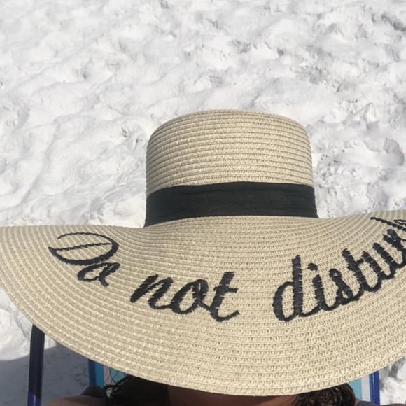 Meet your Posher Ambassador, Jacqueline - Picture 4 of 7